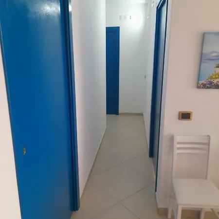 Shark House Tropea