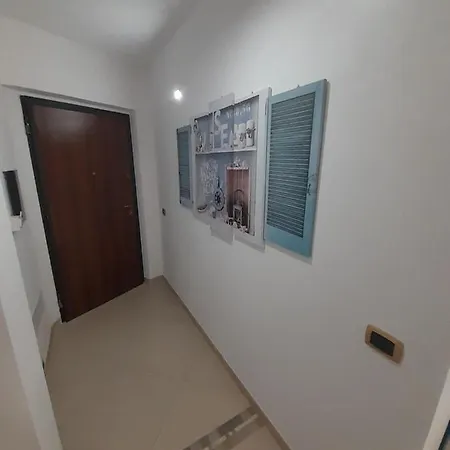 Shark House Apartment Tropea